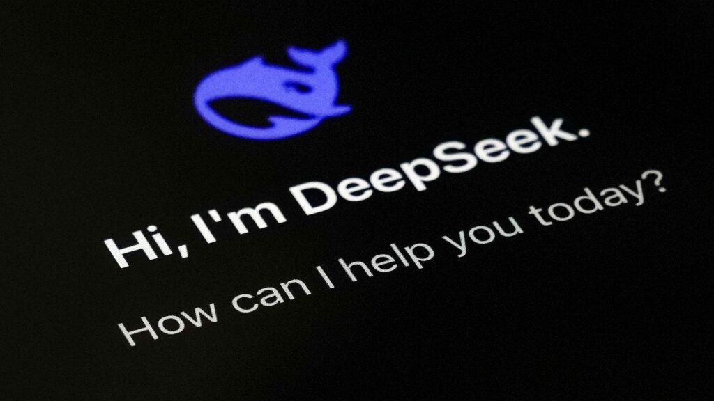 DeepSeek vs ChatGPT